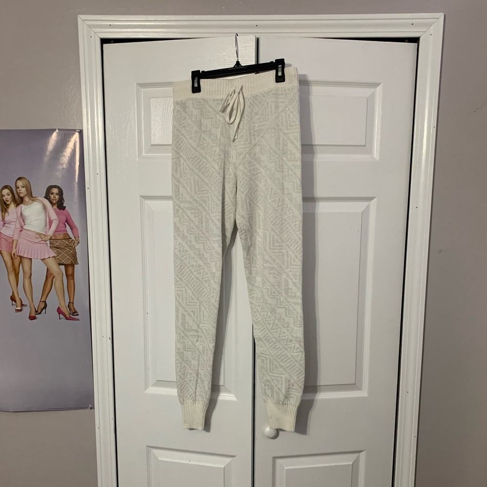 SO joggers